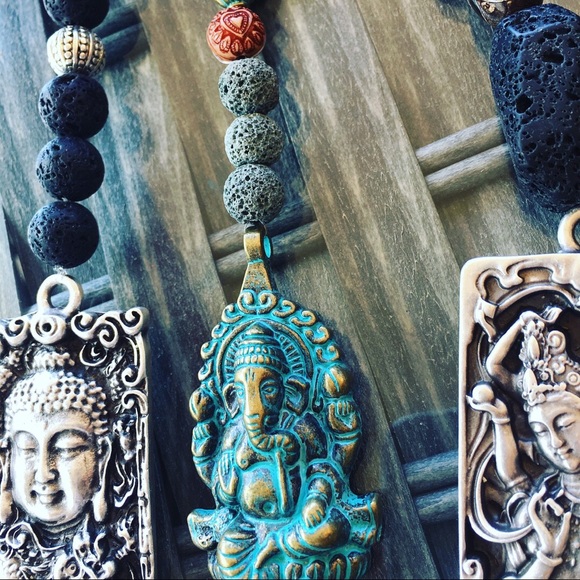 Essential Oil Car Diffuser(SOLD OUT) - Picture 1 of 8